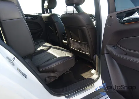 2017 Mercedes-Benz Gls 450 4Matic z USA, uszkodzony, nr VIN 4JGDF6EE4HA806495